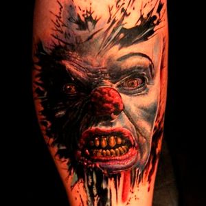 Creeoy painting like Pennywise portrait by Andy Engel #Pennywise #IT #StephenKing #clown #reboot  #TimCurry #horror #realism #AndyEngel