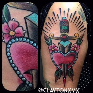 Adaga por Clayton Guedes! #TatuadoresBrasileiros #TatuadoresdoBrasil #TattooBr #TattoodoBr #SãoPaulo #tradicional #traditional #oldschool #adaga #dagger #heart #coração