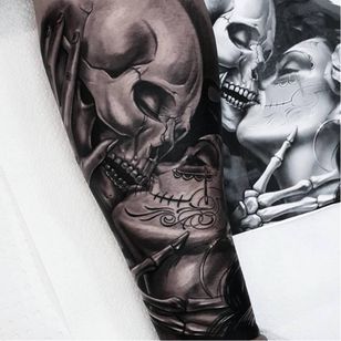 AND Abel tattoo de Benji Roketlauncha #OGAbel #art #chicano #blackandgrey #BenjiRoketlauncha #skull #caterina #diadelosmuertos #kiss