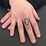Minimalist ring finger tattoo by Indy Voet. #IndyVoet #line #ring #minimalist #simple #handpoke #microtattoo