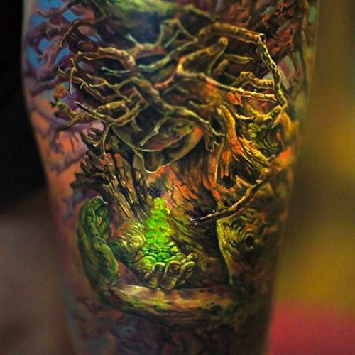 Insane composition on this Ent tattoo by Nika Samarina. #nikasamarina #coloredtattoo #surrealtattoo #organic  #ent #bioorganic