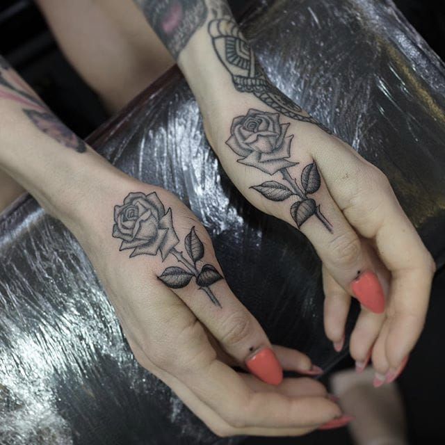 How Long Do Finger Tattoos Last  AuthorityTattoo