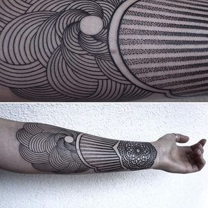 Sacred geometric tattoo by Jessi Manchester. #JessiManchester #sacredgeometry #geometry #opticalillusion #dotwork