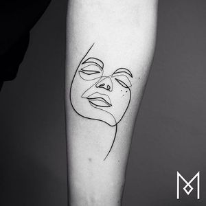 Single line portrait tattoo by Mo Ganji. #MoGanji #minimalist #singleline #continuousline #portrait #face