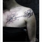 Flower tattoo by Serena Caponera #SerenaCaponera #illustrative #blackwork #sketch #graphic #flower