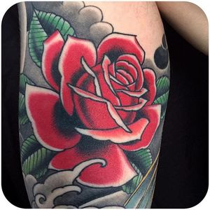 Traditional red rose by GREZ at Kings Ave Tattoo #GREZ @kingsavetattoo #tattoodo #color #traditional #rose #redrose #kingsavetattoo #tattoodo