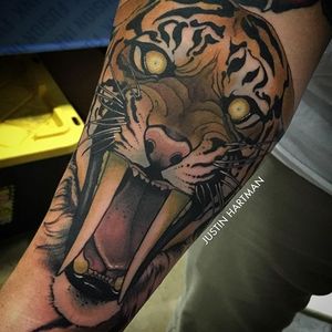 Neo Traditional Tattoo by Justin Hartman #NeoTraditional #NeoTraditionalTattoos #NeoTraditionalArtists  #BestTattoos #AmazingTattoos #JustinHartman #Tiger #Tigertattoo