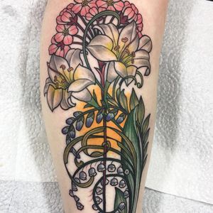 Tattoo by Guen Douglas #GuenDouglas #neotraditional #color #flowers #floral #bouquet #bluebells #cherryblossoms #amaryllis #leaves #nature