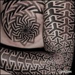 Pointillism optical illusion tattoo by Lewis Ink. #LewisInk #Kinetink #opticalillusion #geometric #pointillism #geometry