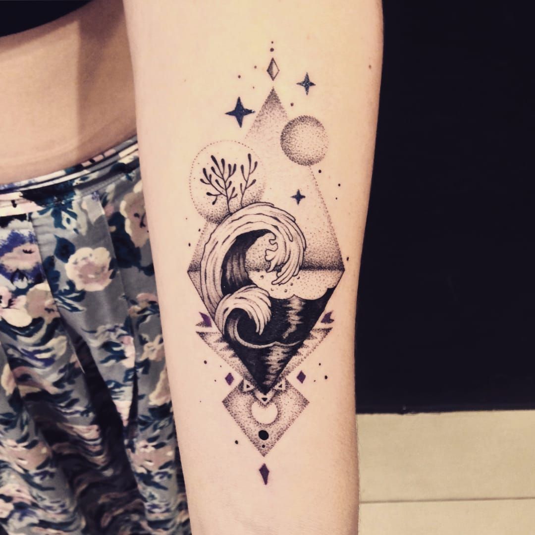 31 Awesome Tattoos Perfect For Anyone Whose Happiest