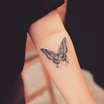 Lacy butterfly tattoo by Grain. #Grain #TattooistGrain #fineline #animals #geometric #insect #butterfly #lace