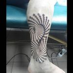 A very subtle optical illusion by Ilya Cancad Kanaurov. It's crazy how the question mark creates a rift in time and space. #blackandgrey #geometric #IlyaCancadKanaurov #lowerleg #opticalillusion #ornamental #shading #stippling