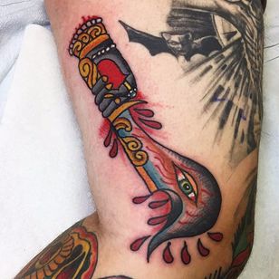 Sword Tattoo por Robert Ryan #sword #indian #indianart #sacredart #traditional #traditionalindian #oldschool #RobertRyan