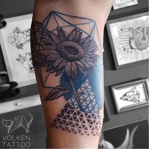 Geometric flower tattoo by Volken #Volken #dotwork #geometric #graphic #flower #sunflower