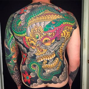 Majestic snake and Tibentan skull back tattoo by Sandor Jordan. #sandorjordan #hakutsurutattoo #japanesestyle #japanese #essen #snake #backpiece #skull #tibetianskull