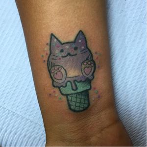 Cat ice cream cone tattoo by Christina Hock #ChristinaHock #icecream #cat #kitten #cone #icecreamcone