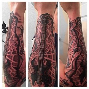 BC Rich Warlock bass tattoo by Al Dominguez (via IG -- al_tattoos) #AlDominguez #bass #bassguitar #basstattoo #bassguitartattoo