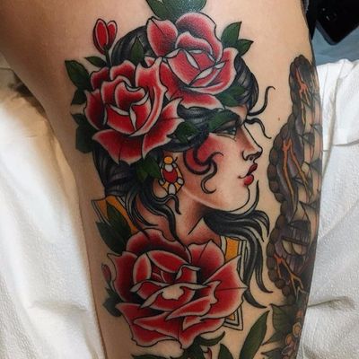 Lady of the roses by Mauricio Pastor #MauricioPastor #traditional #ladyhead #portrait #roses #rose #flowers #leaves #nature #jewelry #color #tattoooftheday