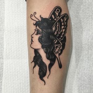 Butterfly Girl Tattoo by Aaron Hingston #girlhead #girlheadtattoo #oldschoolgirlhead #oldschoolgirltattoos #traditionalgirl #traditionalgirltattoos #ladytattoo #AaronHingston