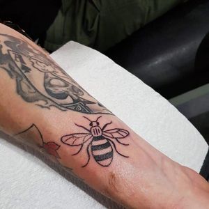 One of the many bees done at Devil in the Detail.
