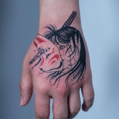 Namakubi tattoo by Oozy #Oozy #illustrative #fox #mask #anime #manga #portrait #severedhead #sword #samuraisword #blood #ladyhead #lady #death #bloodsplatter #tattoooftheday