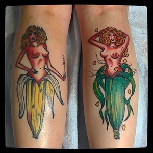 Banana Pin-up Tattoo by Julie Bolene @Juliebolene #JulieBolene #pinup #Banana #Bananatattoo #Fruittattoo