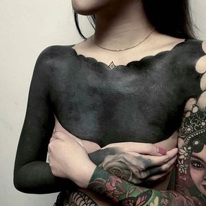 Savage black chest and sleeve tattoos by @oddtattooer via Instagram #tattooedgirls #black #blackwork #blacktattoo #allblack #blackout