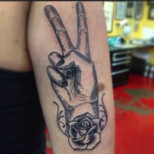 Peace Sign Tattoo by Dylan Lapp @redroomtattoo #Redroomtattoo #Blackwork #Black #Peace #PeaceSign #PeaceSignTattoo