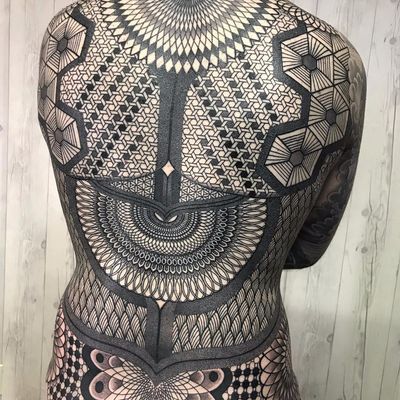 Geometric Bodysuit by Nissaco #Nissaco #blackwork #linework #dotwork #geometric #pattern #bodysuit #shapes #sacredgeometry #fractal #mandala #triangle #diamond #tattoooftheday