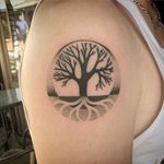 Tree of Life Tattoo by @goldy_tattoo #treeoflife #treeoflifetattoo #treeoflifetattoos #treetattoo #tree #treetattoos #plant #contemporarytattoos #moderntattoo #trendytattoo #GoldyTattoo #dotwork #blackwork