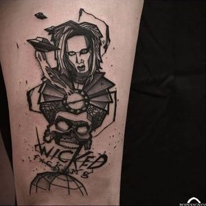 Marilyn Manson tattoo by Olivier Poinsignon. #blackwork #OlivierPoinsignon #MarilynManson #paleemperor #music #band #goth #alternative #metal #dark #portrait
