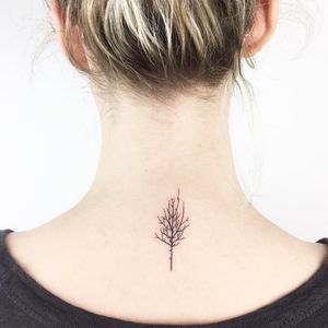 Amazing back of the neck leafless tree tattoo by Cagri Durmaz #CagriDurmaz #leaflesstree #tree #fall #drawing #sketch #blackworkers #linetattoo #blacktattoo #pine #forest #nature