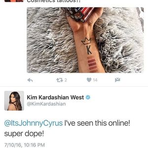 Kim Kardashian seems to approve of Cyrus' tattoos!  #kyliejenner #kyliejennertattoo #kimkardashian #kardashian #fan #fantattoos #celeb