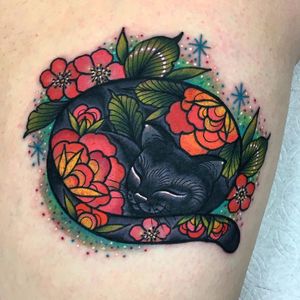 Curled up cutie by Roberto Euán #RobertoEuan #color #newtraditional #petportrait #cat #kitty #cute #flowers #peony #cherryblossom #leaves #nature #floral #sparkle #stars #glitter #tattoooftheday