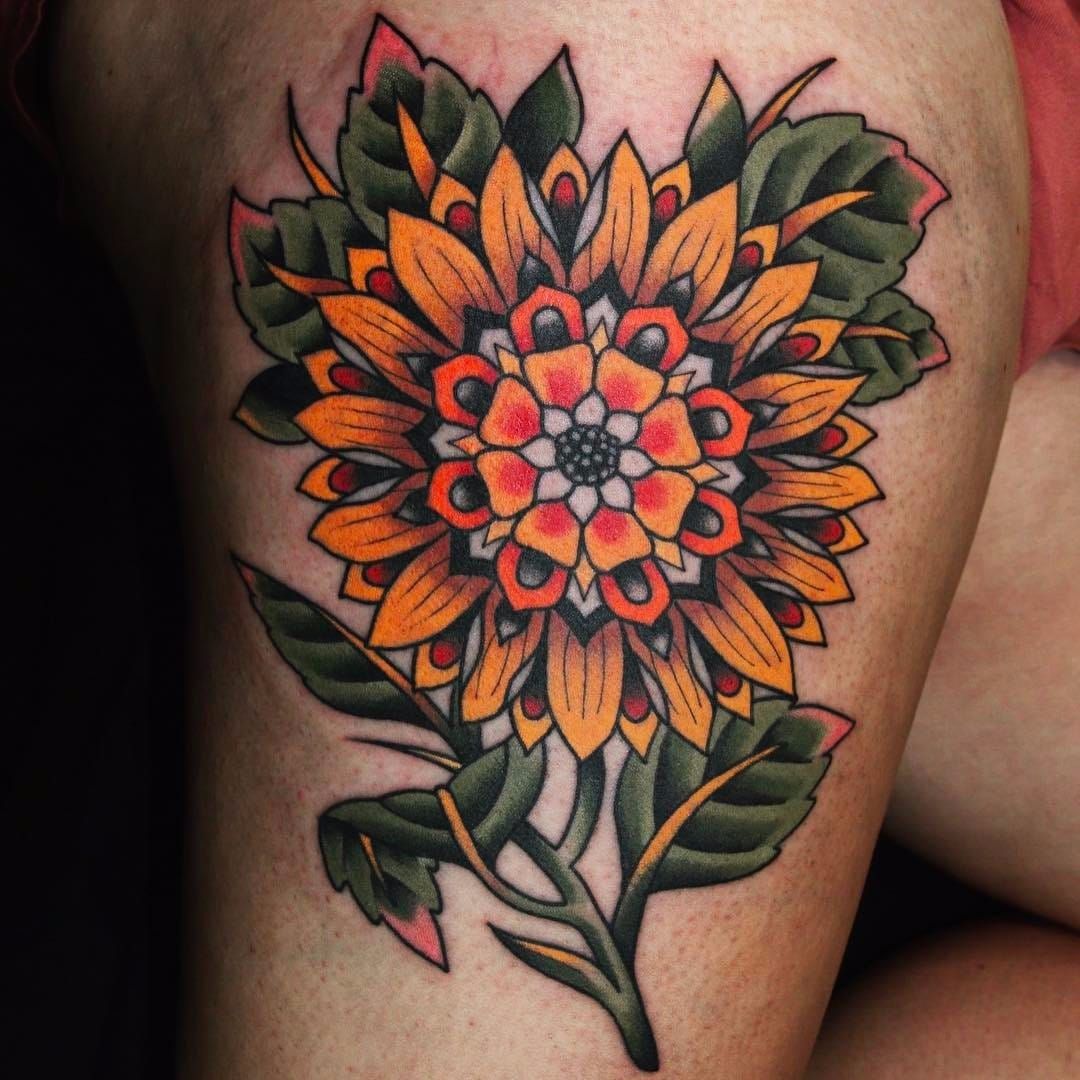 American Traditional Sunflower Tattoo  Josh Barg tattoo artist    Sunflower tattoos Sunflower tattoo Sunflower tattoo thigh