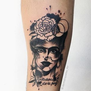 Blackwork Frida Kahlo Tattoo por Jainha Espadas #fridakahlo #fridakahlotattoo #fridakahlotattoos #blackworkfridakahlo #blackworkportrait #blackwork #JainhaEspadas
