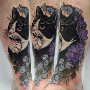 Flowers and cat tattoo by Georgina Liliane #GeorginaLiliane #cat #kitten #kitty #flowers