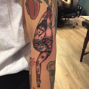 This lovely lady by Zooki (IG—zookicph) has a knack for balance. #contortionist #pinups #traditional #Zooki