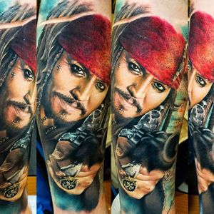 Captain Jack Sparrow Tattoo by Zsofia Belteczky #JackSparrow #PiratesoftheCaribbean #PiratesoftheCarribeanTattoo #PirateTattoos #DisneyTattoos #MovieTattoos #ZsofiaBelteczky