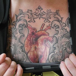 Heart tattoo by @martinrothe of Iron & Ink #anatomicalheart #heart #sternumtattoo #sternum #realistic #ornamental