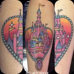 Castelo por Clayton Guedes! #TatuadoresBrasileiros #TatuadoresdoBrasil #TattooBr #TattoodoBr #SãoPaulo #tradicional #traditional #oldschool #disney #castle #castelo #princesa #princess