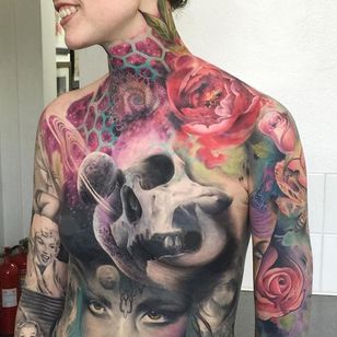 Surrealista de Samantha Ford (a través de IG-samantha_ford_tattooers) #acuarela #flor #flora #pinturaestilo #flores #samford #samanthaford