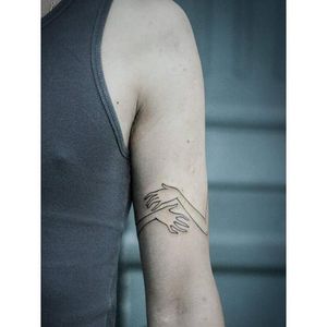 Minimalistic tattoo by Taiom #Taiom #graphic #conceptual #contemporary #minimalistic #linework