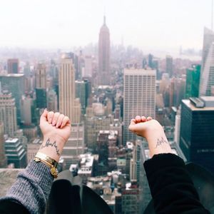 New York skyline tattoos, via @rachelroses on Instagram #nyc #skylinetattoo #empirestatebuilding #topoftherock #bestfriends #besfriendtattoos