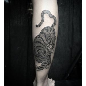 Korean Tiger Tattoo #KoreanTiger #KoreanTattoos #blackwork #blackworktiger #Tiger #Asian #AproLee