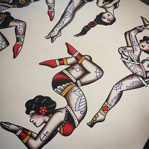 More of Zooki's (IG—zookicph) beautifully contorted pinup designs. #contortionist #pinups #traditional #Zooki