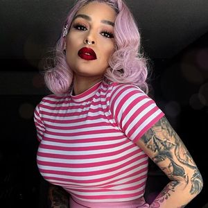 Lora Arellano of Melt Cosmetics in the cropped striped top by Vixen (via IG-michelinepitt) #fashion #retro #vintageinspired #girlboss #clothing #pinup #MichelinePitt