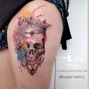 Watercolor skull and flower tattoo by Jess Hannigan #JessHannigan #flowers #watercolor #skull