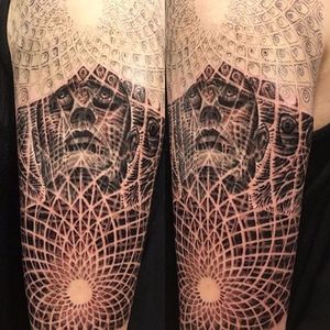 Incredible Alex Grey tattoo in progress Photo from Luc Suter on Instagram #LucSuter #BlackDiamondTattoo #LosAngeles #blackworker #fineline #realistic #AlexGrey
