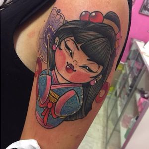 New school kokeshi tattoo by Silvia Fatytattoo Brigatti #kokeshi #japanesedoll #newschool #SilviaFatytattooBrigatti #doll #tradition #japanesetradition